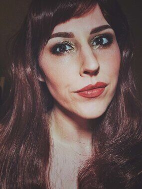 🌸 About Me & Shipping Info 🌸
